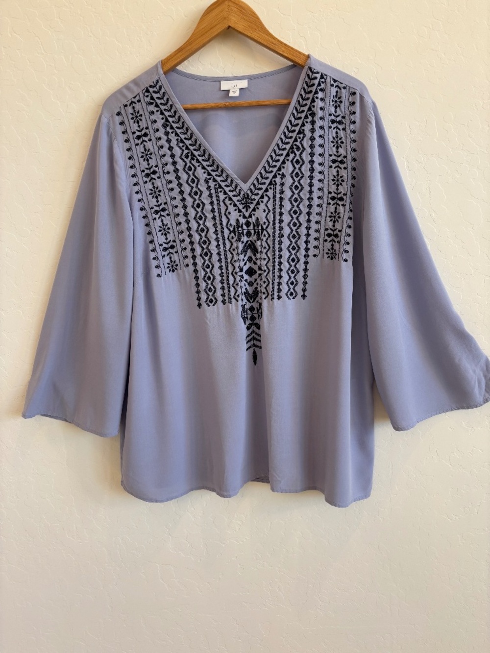 J. Jill Lavender Embroidered Boho Tunic Blouse Rayon V-Neck Size XL